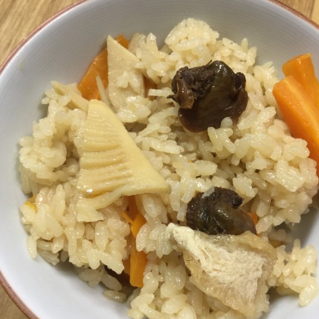 缶詰で簡単 赤貝の炊き込み御飯 レシピ 作り方 By はーとねこ クックパッド 簡単おいしいみんなのレシピが364万品