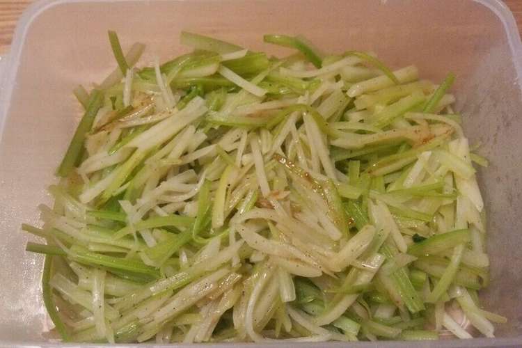 セロリとじゃがいもの炒めもの レシピ 作り方 By なおりそ クックパッド 簡単おいしいみんなのレシピが352万品