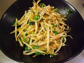 もやしのぴり辛サラダ