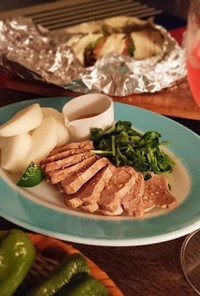 昭和のレシピ♪梨と豚ヒレ肉のごまサラダ