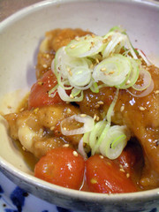 鶏手羽元とミニトマトの甘辛煮♪の写真