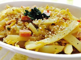 チャーハンの素で簡単!中華風じゃが炒め
