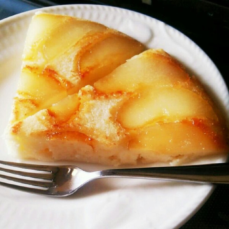 梨の米粉ケーキの画像