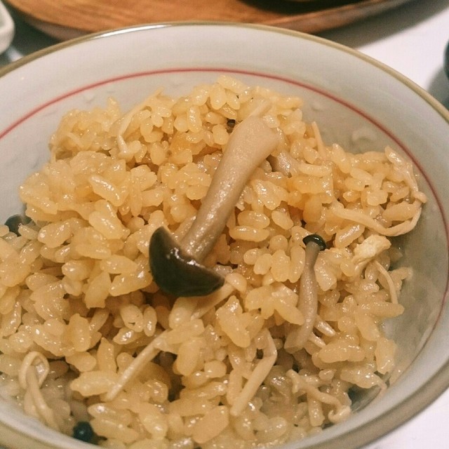 エバラで失敗なし きのこ炊き込みご飯 レシピ 作り方 By うひょっとこ クックパッド