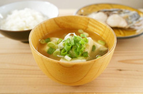 だし香る♪乾物屋基本の味噌汁~離乳食にも