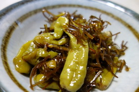 甘長とうがらしと切り昆布の佃煮風