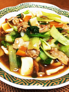 青梗菜、イカ、豚で中華風うま煮。うまうま