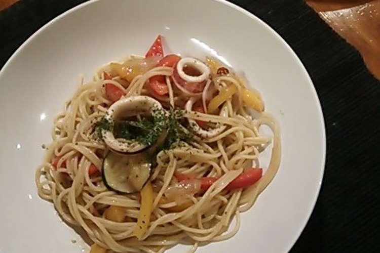 野菜たっぷり 烏賊のバジルソースパスタ レシピ 作り方 By Hanaro クックパッド 簡単おいしいみんなのレシピが357万品
