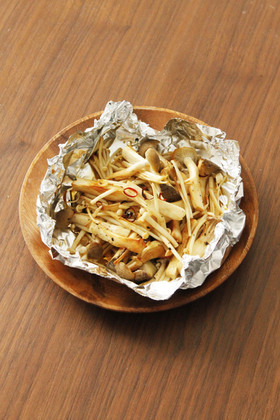 きのこのホイル焼き