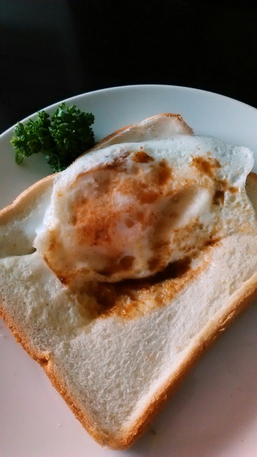 マヨがいい。フライパンで卵トーストの画像