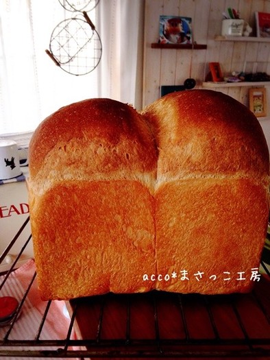サクカリッ＊山型食パン1.5斤の写真