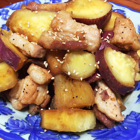 豚バラとサツマイモの甘辛炒め煮