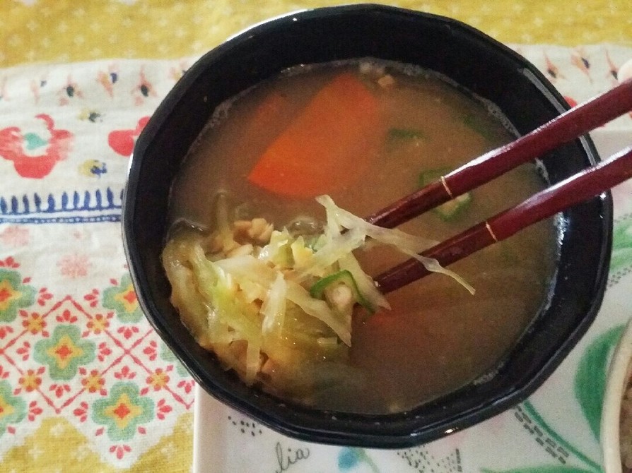 ひきわり納豆のお味噌汁の画像
