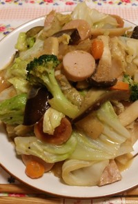 野菜と魚肉ソーセージのガリバタ醤油炒め☆