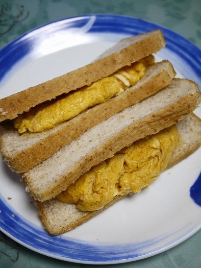 ふわふわ卵サンド！卵かけご飯風味の写真