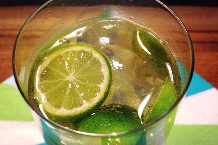 すだちと生姜のソーダ割り レシピ 作り方 By ぞうさんのお台所 クックパッド 簡単おいしいみんなのレシピが358万品