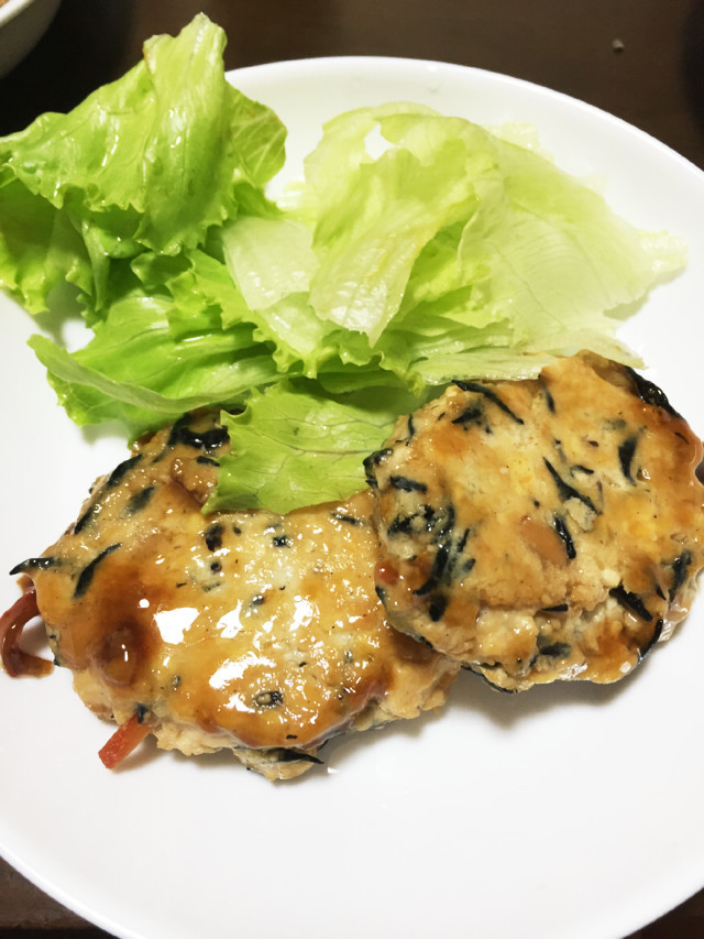 ひじきの煮物でリメイク♥豆腐ハンバーグ by キャズルナ 【クックパッド】 簡単おいしいみんなのレシピが357万品