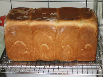しっとり柔らかな角食パンの写真