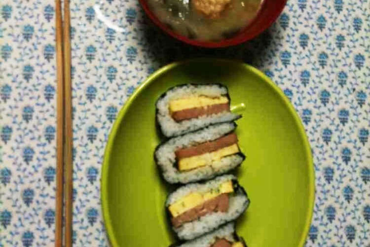 簡単 朝食にわしたポークでおにぎらず レシピ 作り方 By ｉmａ３ クックパッド
