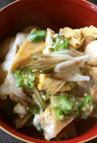 高野豆腐と焼き麩のオクラ卵丼