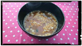 こく旨!ワカメとお豆腐の天かす入りみそ汁