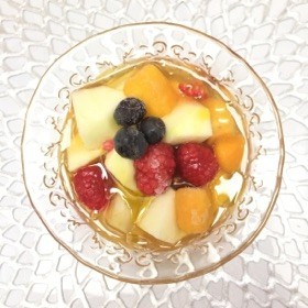 紅茶キノコ(コンブチャ)フルーツたっぷり