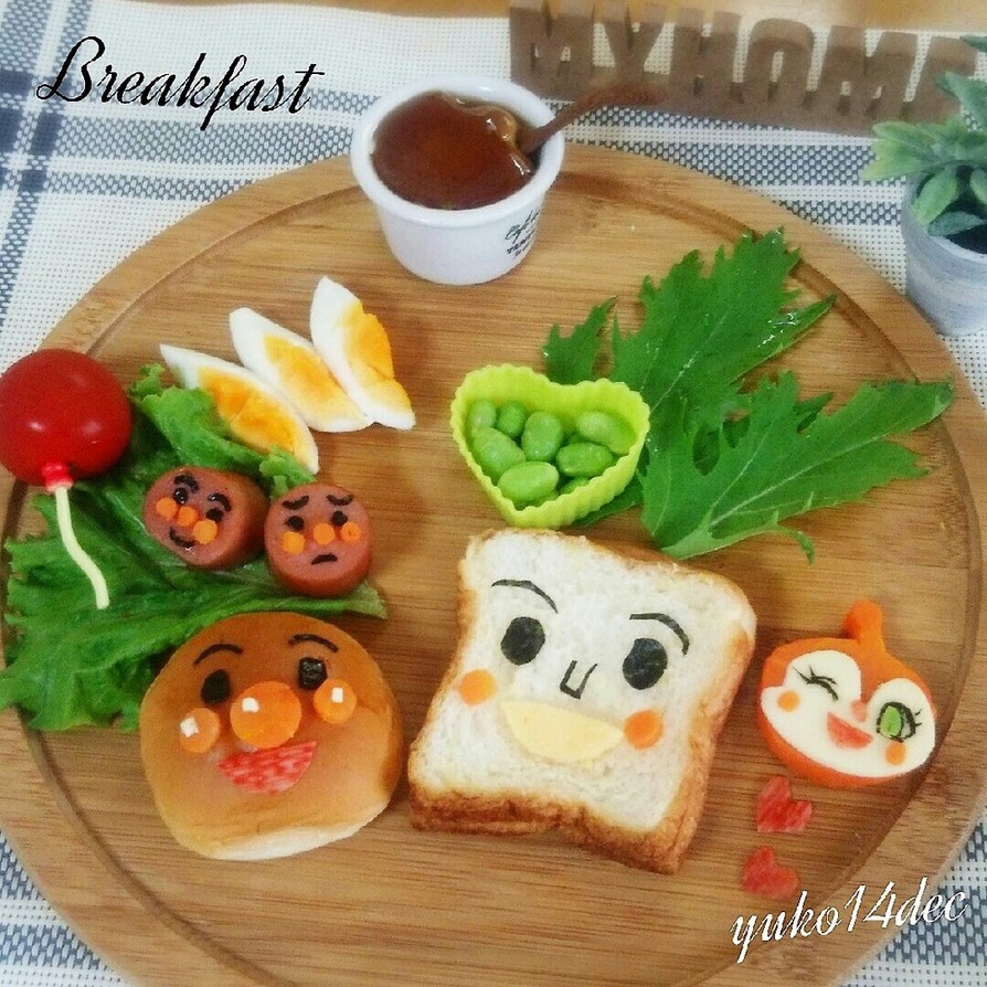 アンパンマンと食パンマンの朝ごパンの画像