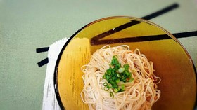 汁無しニンニク温素麺♪