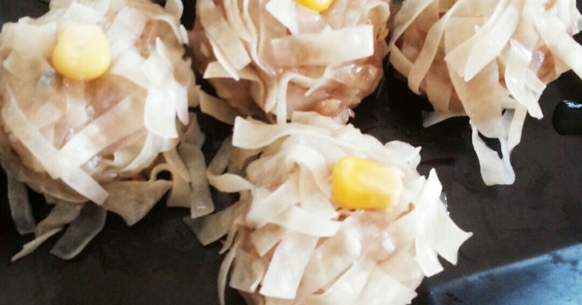 包まない 餃子の皮のレンジで簡単焼売 レシピ 作り方 By ひーはる クックパッド 簡単おいしいみんなのレシピが356万品