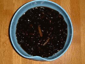 圧力鍋で作る・・生姜風味の黒豆・・