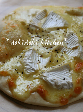 チーズ満喫♡カマンベールのチーズピザの画像