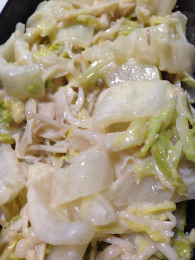白菜とエノキの味噌バター炒め☆の写真