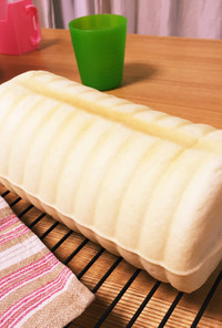 トヨ型パン（1斤）