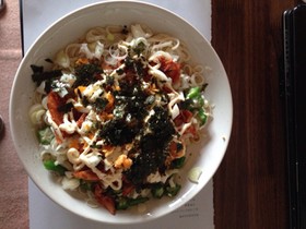 キムチサラダうどん