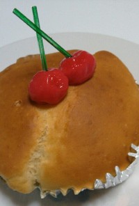 さくらんぼのカップケーキ