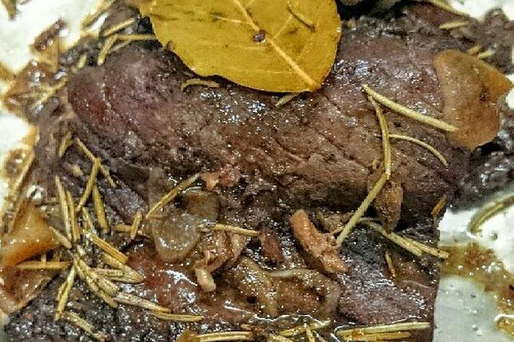 まぐろのアラで 赤ワイン煮込み レシピ 作り方 By しょこら しょー クックパッド