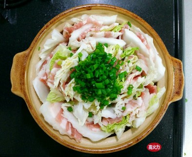 ほんだしで簡単白菜と豚肉のミルフィーユ鍋の写真