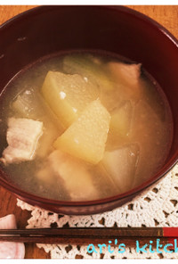 冬瓜と豚の塩麹スープ