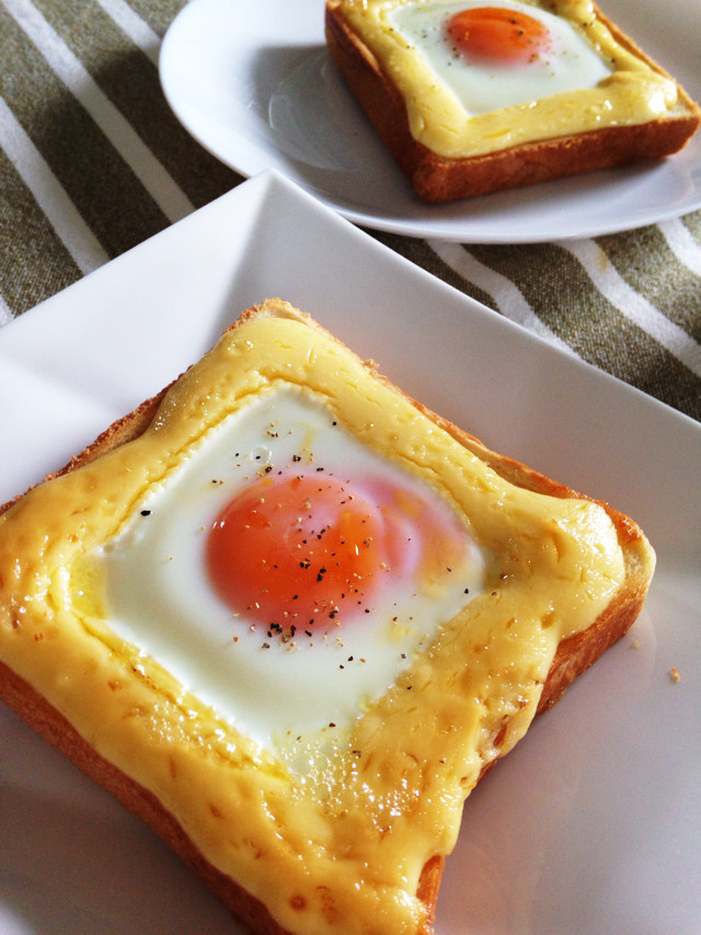 朝食 マヨたまパンの画像