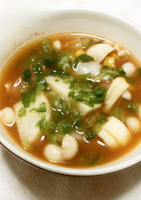 里芋とシメジの野菜スープ