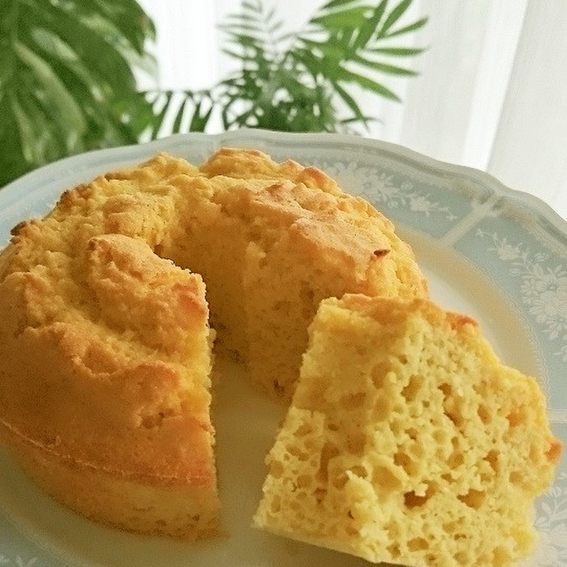 穀物不使用のアップルハニーケーキのレシピ