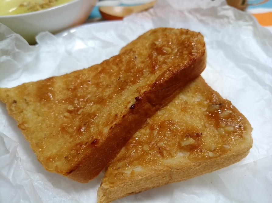 こんがりサクッな甘味噌トーストの画像