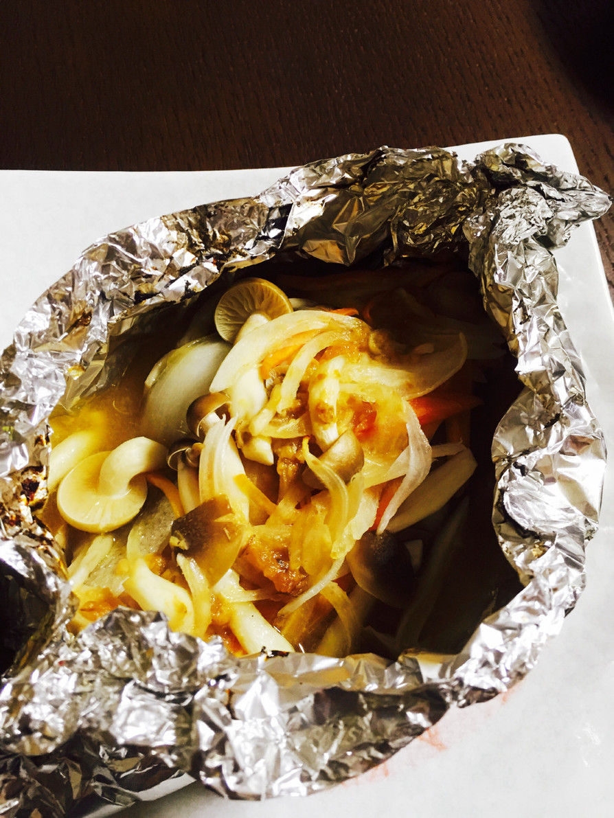 甘塩鮭の味噌バターホイル焼きの画像