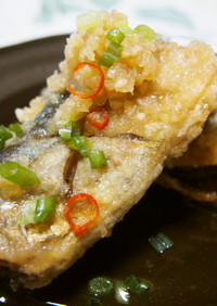 ◆パリパリ揚げ秋刀魚のピリ辛薬味だれ♪◆