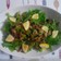 カリカリ鶏皮とシャキシャキ水菜のサラダ