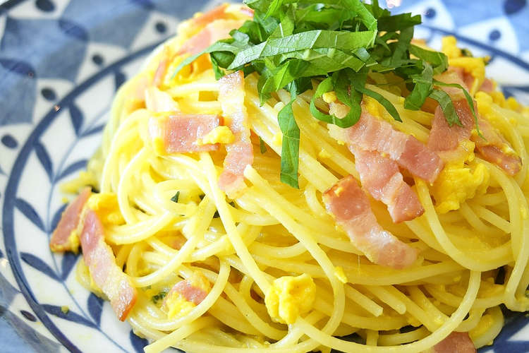 簡単 ベーコンと卵と紫蘇のパスタ レシピ 作り方 By Santababy クックパッド 簡単おいしいみんなのレシピが361万品
