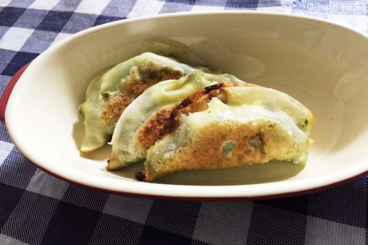 黒ずんだアボカド救済 アボカド餃子 レシピ 作り方 By 青猫黄猫 クックパッド 簡単おいしいみんなのレシピが349万品