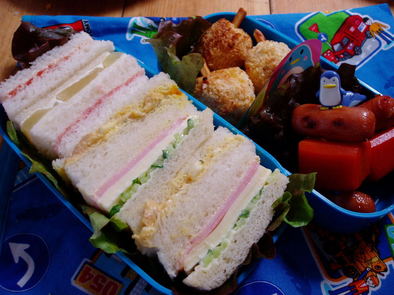 幼稚園のお弁当　３月　遠足　2007の写真