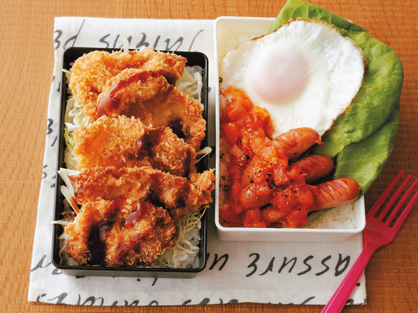 ウインナ&エッグ弁当(写真右)