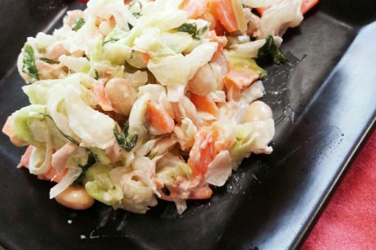 簡単 セロリが美味しく食べられるサラダ レシピ 作り方 By ひーはる クックパッド 簡単おいしいみんなのレシピが360万品